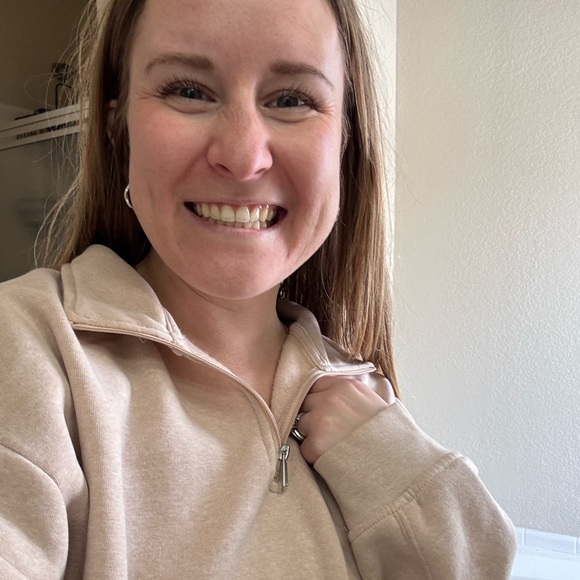 Meet your Posher, Kaitlyn - Picture 1 of 1